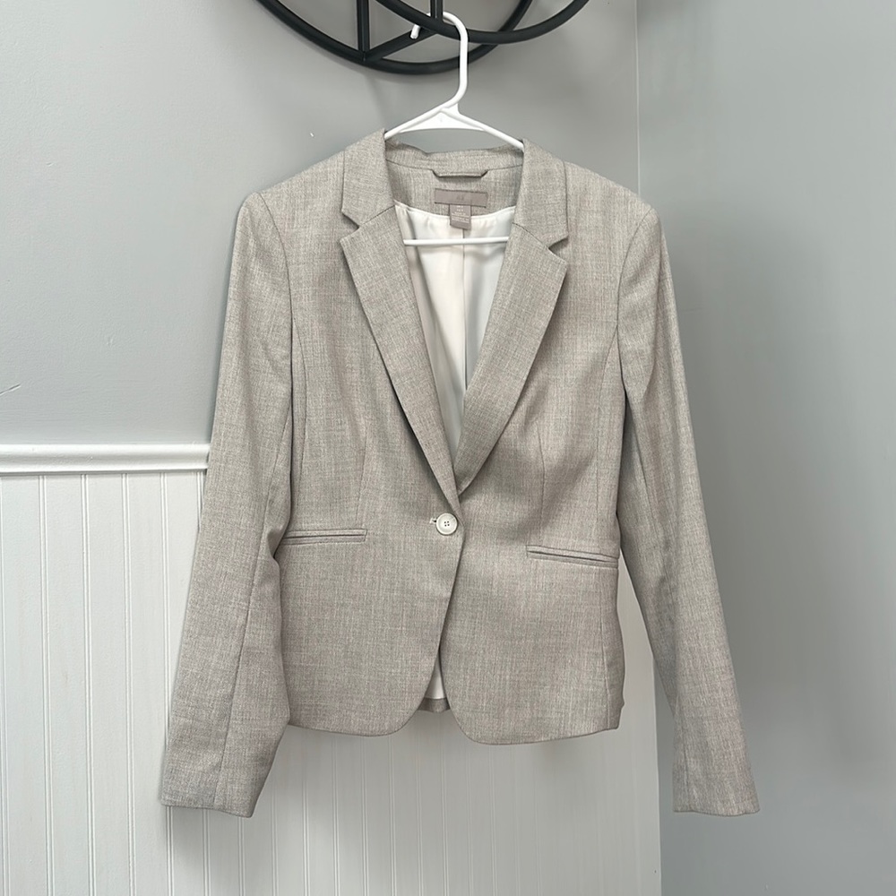 Small H&M Tan Blazer!